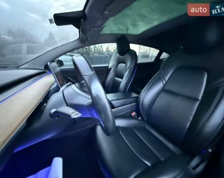 Серый Тесла Модель 3, объемом двигателя 0 л и пробегом 133 тыс. км за 12400 $, фото 13 на Automoto.ua