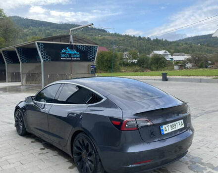 Тесла Модель 3 2018 в Надворной на Automoto.ua Серый Тесла Модель 3, объемом двигателя 0 л и пробегом 120 тыс. км за 19200 $, фото 12 на Automoto.ua