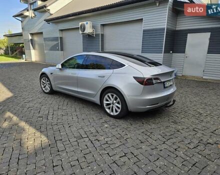 Сірий Тесла Модель 3, об'ємом двигуна 0 л та пробігом 102 тис. км за 18000 $, фото 9 на Automoto.ua