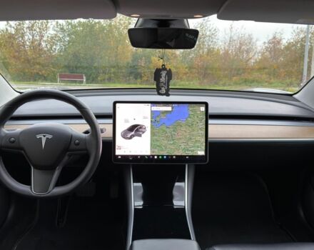 Тесла Модель 3 2019 в Тернополе на Automoto.ua Серый Тесла Модель 3, объемом двигателя 0 л и пробегом 125 тыс. км за 19900 $, фото 6 на Automoto.ua