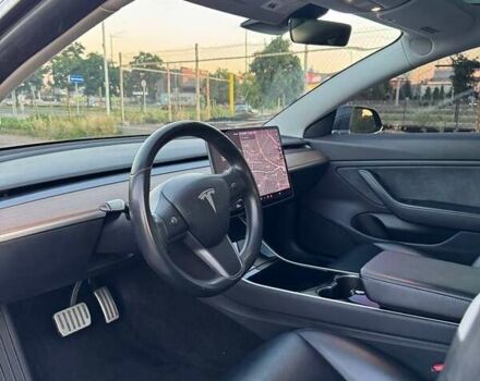 Серый Тесла Модель 3, объемом двигателя 0 л и пробегом 120 тыс. км за 15700 $, фото 2 на Automoto.ua