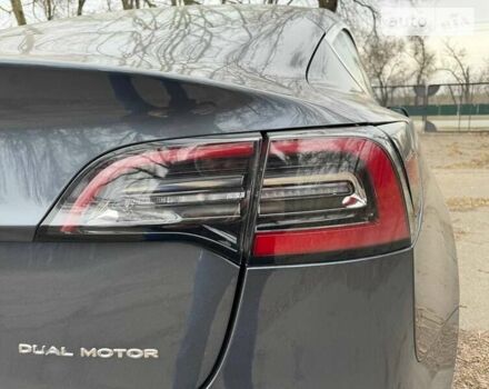 Сірий Тесла Модель 3, об'ємом двигуна 0 л та пробігом 80 тис. км за 22500 $, фото 10 на Automoto.ua