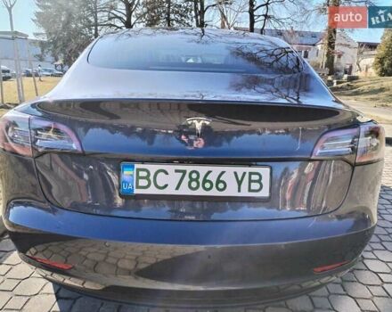 Серый Тесла Модель 3, объемом двигателя 0 л и пробегом 150 тыс. км за 16500 $, фото 4 на Automoto.ua