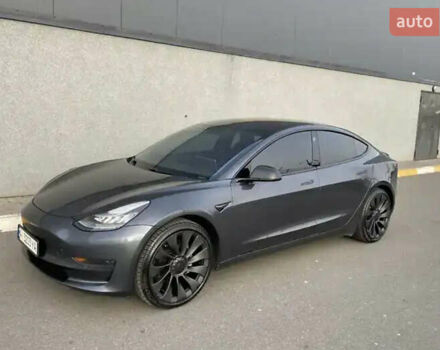 Серый Тесла Модель 3, объемом двигателя 0 л и пробегом 90 тыс. км за 27800 $, фото 12 на Automoto.ua