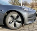 Серый Тесла Модель 3, объемом двигателя 0 л и пробегом 40 тыс. км за 17700 $, фото 6 на Automoto.ua