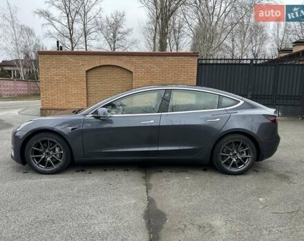 Серый Тесла Модель 3, объемом двигателя 0 л и пробегом 89 тыс. км за 18500 $, фото 6 на Automoto.ua