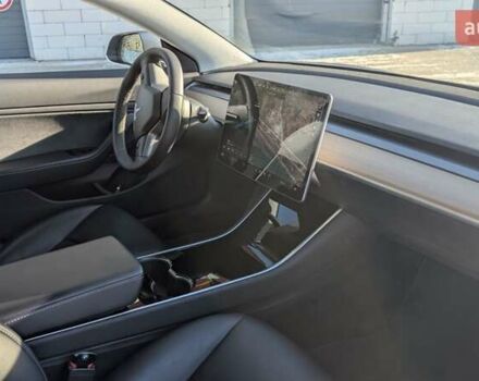 Серый Тесла Модель 3, объемом двигателя 0 л и пробегом 118 тыс. км за 16799 $, фото 13 на Automoto.ua