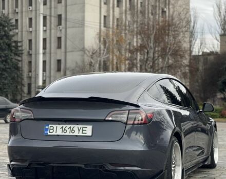 Серый Тесла Модель 3, объемом двигателя 0 л и пробегом 119 тыс. км за 18500 $, фото 3 на Automoto.ua