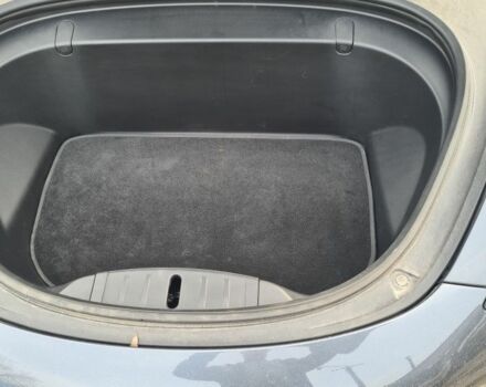 Серый Тесла Модель 3, объемом двигателя 0 л и пробегом 85 тыс. км за 18000 $, фото 11 на Automoto.ua