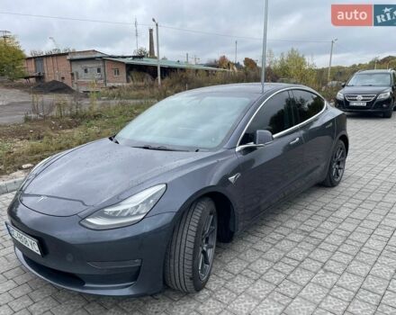 Сірий Тесла Модель 3, об'ємом двигуна 0 л та пробігом 216 тис. км за 15900 $, фото 8 на Automoto.ua