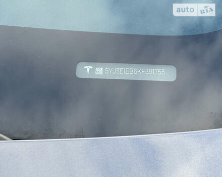 Серый Тесла Модель 3, объемом двигателя 0 л и пробегом 73 тыс. км за 26600 $, фото 12 на Automoto.ua
