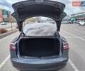 Серый Тесла Модель 3, объемом двигателя 0 л и пробегом 143 тыс. км за 26900 $, фото 5 на Automoto.ua
