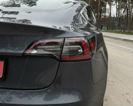 Серый Тесла Модель 3, объемом двигателя 0 л и пробегом 135 тыс. км за 16999 $, фото 33 на Automoto.ua