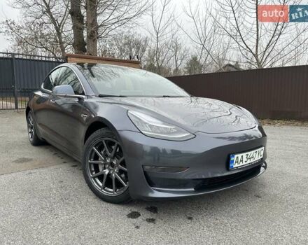 Серый Тесла Модель 3, объемом двигателя 0 л и пробегом 89 тыс. км за 18500 $, фото 1 на Automoto.ua