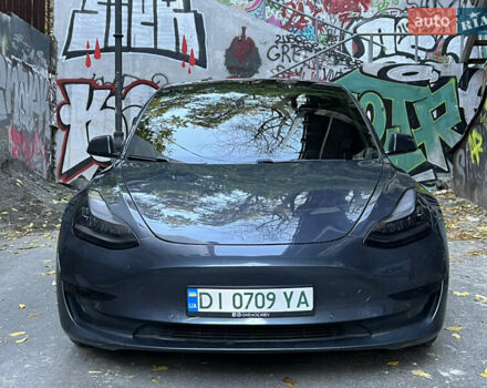 Сірий Тесла Модель 3, об'ємом двигуна 0 л та пробігом 136 тис. км за 14999 $, фото 1 на Automoto.ua