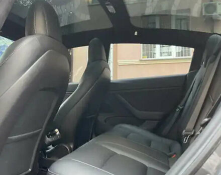 Серый Тесла Модель 3, объемом двигателя 0 л и пробегом 90 тыс. км за 27800 $, фото 18 на Automoto.ua