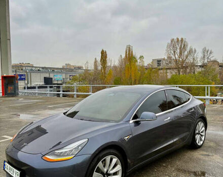 Серый Тесла Модель 3, объемом двигателя 0 л и пробегом 63 тыс. км за 20500 $, фото 4 на Automoto.ua