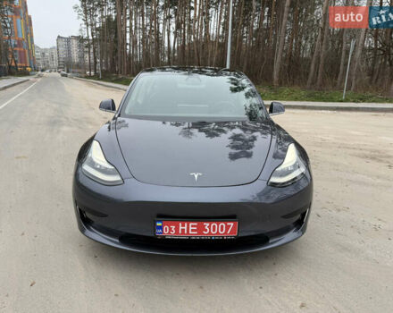 Серый Тесла Модель 3, объемом двигателя 0 л и пробегом 135 тыс. км за 16999 $, фото 7 на Automoto.ua