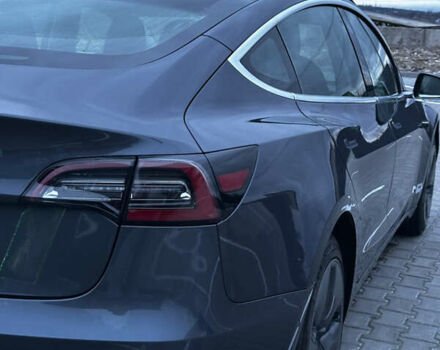 Серый Тесла Модель 3, объемом двигателя 0 л и пробегом 217 тыс. км за 14999 $, фото 3 на Automoto.ua