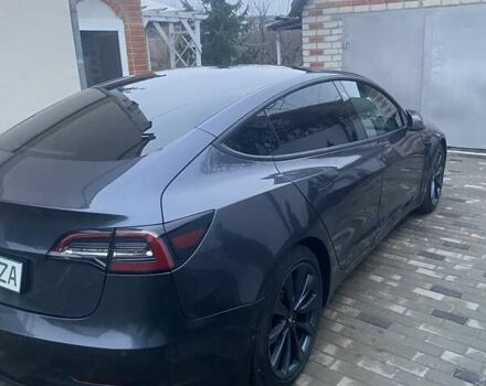 Серый Тесла Модель 3, объемом двигателя 0 л и пробегом 84 тыс. км за 18000 $, фото 2 на Automoto.ua