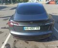 Серый Тесла Модель 3, объемом двигателя 0 л и пробегом 150 тыс. км за 19900 $, фото 3 на Automoto.ua