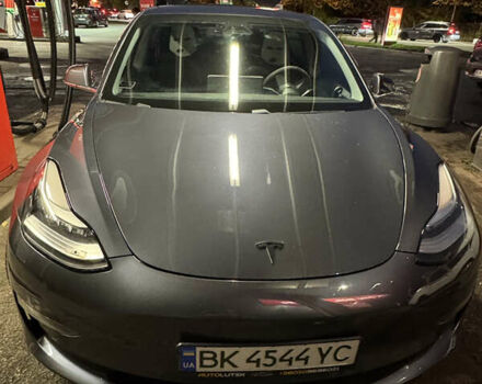 Серый Тесла Модель 3, объемом двигателя 0 л и пробегом 87 тыс. км за 20000 $, фото 3 на Automoto.ua