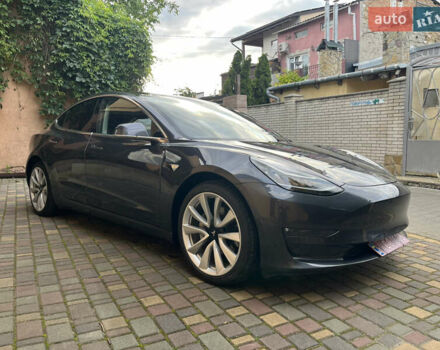 Сірий Тесла Модель 3, об'ємом двигуна 0 л та пробігом 95 тис. км за 16900 $, фото 5 на Automoto.ua