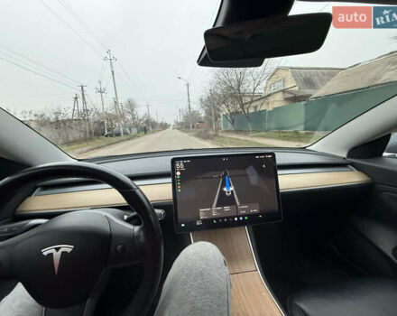 Сірий Тесла Модель 3, об'ємом двигуна 0 л та пробігом 209 тис. км за 17000 $, фото 34 на Automoto.ua