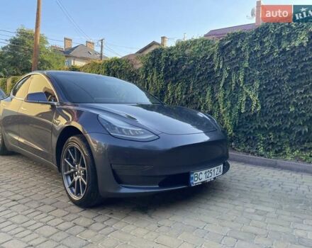 Сірий Тесла Модель 3, об'ємом двигуна 0 л та пробігом 167 тис. км за 15500 $, фото 3 на Automoto.ua