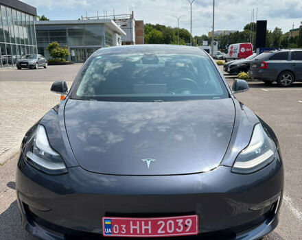 Серый Тесла Модель 3, объемом двигателя 0 л и пробегом 82 тыс. км за 15800 $, фото 2 на Automoto.ua
