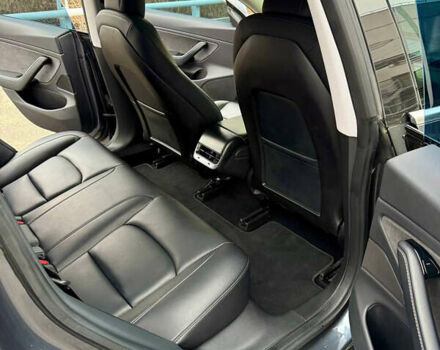 Серый Тесла Модель 3, объемом двигателя 0 л и пробегом 63 тыс. км за 20500 $, фото 16 на Automoto.ua