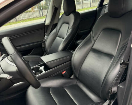 Серый Тесла Модель 3, объемом двигателя 0 л и пробегом 135 тыс. км за 16999 $, фото 50 на Automoto.ua