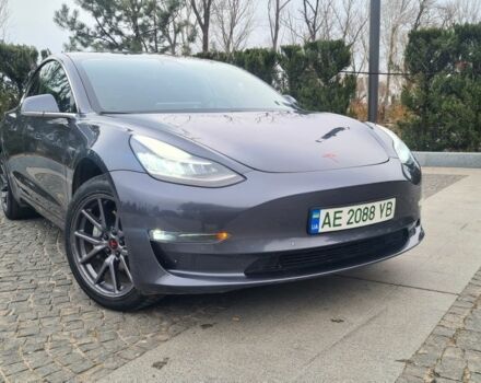 Серый Тесла Модель 3, объемом двигателя 0 л и пробегом 85 тыс. км за 18000 $, фото 13 на Automoto.ua