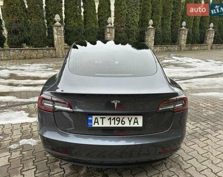Серый Тесла Модель 3, объемом двигателя 0 л и пробегом 35 тыс. км за 14000 $, фото 5 на Automoto.ua