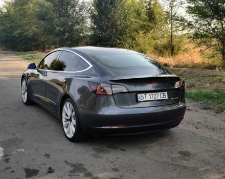 Сірий Тесла Модель 3, об'ємом двигуна 0 л та пробігом 31 тис. км за 22447 $, фото 3 на Automoto.ua