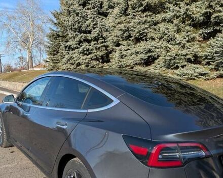 Серый Тесла Модель 3, объемом двигателя 0 л и пробегом 145 тыс. км за 17000 $, фото 16 на Automoto.ua