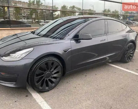 Серый Тесла Модель 3, объемом двигателя 0 л и пробегом 90 тыс. км за 27800 $, фото 10 на Automoto.ua
