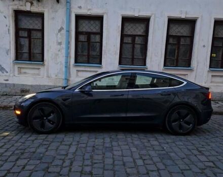 Сірий Тесла Модель 3, об'ємом двигуна 0 л та пробігом 196 тис. км за 18500 $, фото 2 на Automoto.ua