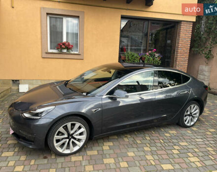 Сірий Тесла Модель 3, об'ємом двигуна 0 л та пробігом 95 тис. км за 16900 $, фото 2 на Automoto.ua