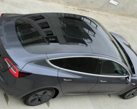 Тесла Модель 3 2019 в Тернополе на Automoto.ua Серый Тесла Модель 3, объемом двигателя 0 л и пробегом 125 тыс. км за 19900 $, фото 3 на Automoto.ua