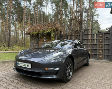 Серый Тесла Модель 3, объемом двигателя 0 л и пробегом 108 тыс. км за 18800 $, фото 5 на Automoto.ua