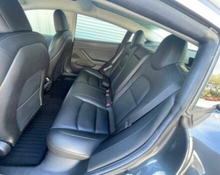 Сірий Тесла Модель 3, об'ємом двигуна 0 л та пробігом 50 тис. км за 9900 $, фото 11 на Automoto.ua