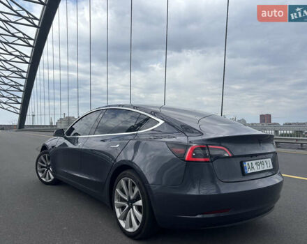 Сірий Тесла Модель 3, об'ємом двигуна 0 л та пробігом 120 тис. км за 14700 $, фото 2 на Automoto.ua