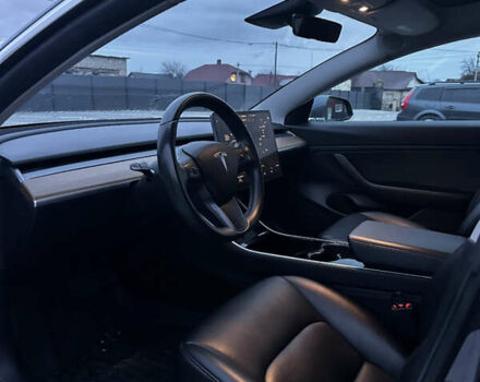 Серый Тесла Модель 3, объемом двигателя 0 л и пробегом 217 тыс. км за 14999 $, фото 15 на Automoto.ua