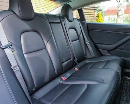 Серый Тесла Модель 3, объемом двигателя 0 л и пробегом 75 тыс. км за 22500 $, фото 31 на Automoto.ua