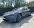 Серый Тесла Модель 3, объемом двигателя 0 л и пробегом 100 тыс. км за 24000 $, фото 3 на Automoto.ua
