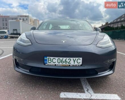 Сірий Тесла Модель 3, об'ємом двигуна 0 л та пробігом 60 тис. км за 18999 $, фото 7 на Automoto.ua