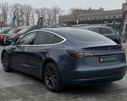 Серый Тесла Модель 3, объемом двигателя 0 л и пробегом 158 тыс. км за 20490 $, фото 7 на Automoto.ua