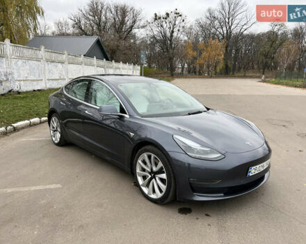 Сірий Тесла Модель 3, об'ємом двигуна 0 л та пробігом 110 тис. км за 20000 $, фото 2 на Automoto.ua