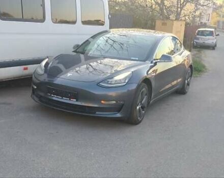 Тесла Модель 3 2019 у Вінниці на Automoto.ua Сірий Тесла Модель 3, об'ємом двигуна 0 л та пробігом 200 тис. км за 15999 $, фото 26 на Automoto.ua